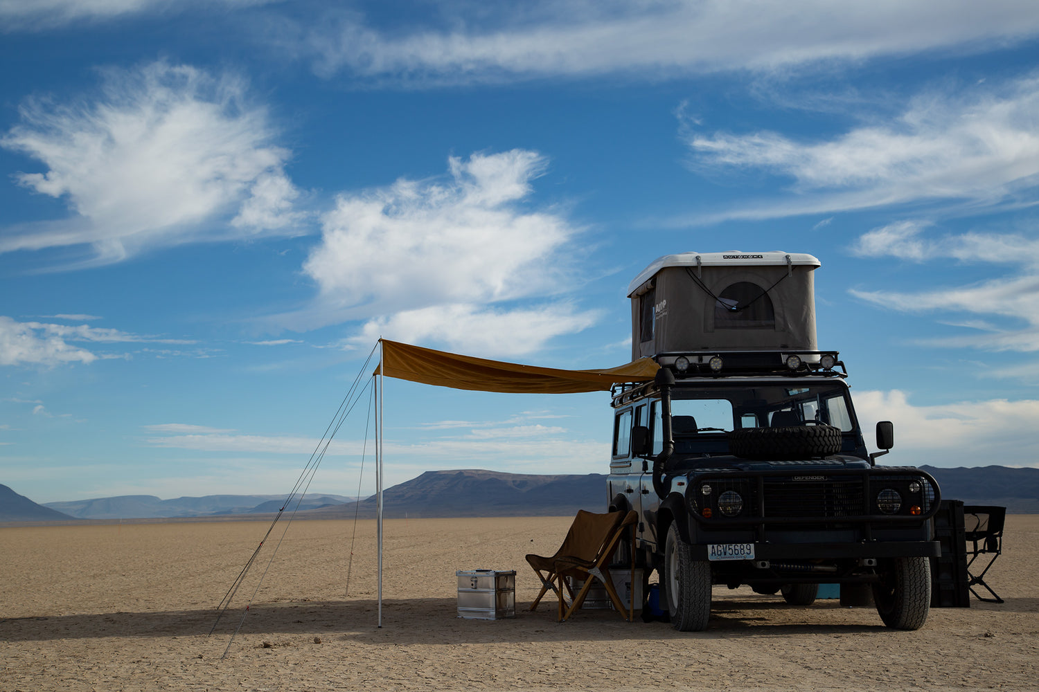 Overlanders Australia, high quality camping gear that lasts, go overland, take your hard shell roof top tent and camp in the desert in comfort
