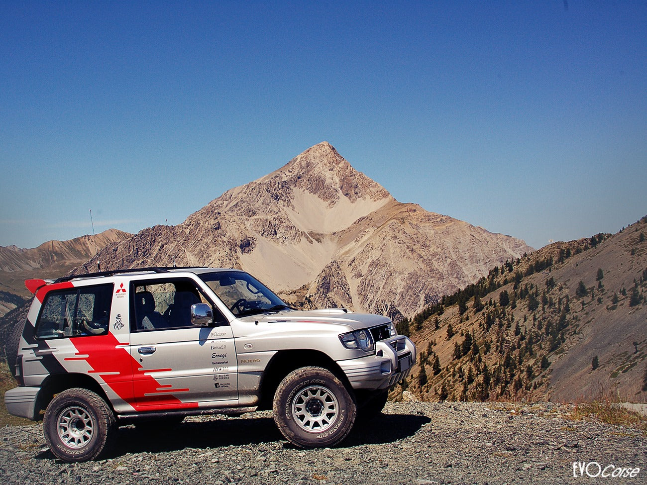 Evo Corse Australia Delica and Mitsubishi Pajero Daker Zero Rally wheel 16x8 16x7 zero offset or -10 or -20 offset. Strong alloy wheel for retro dakar winning pajero silver on silver and red car