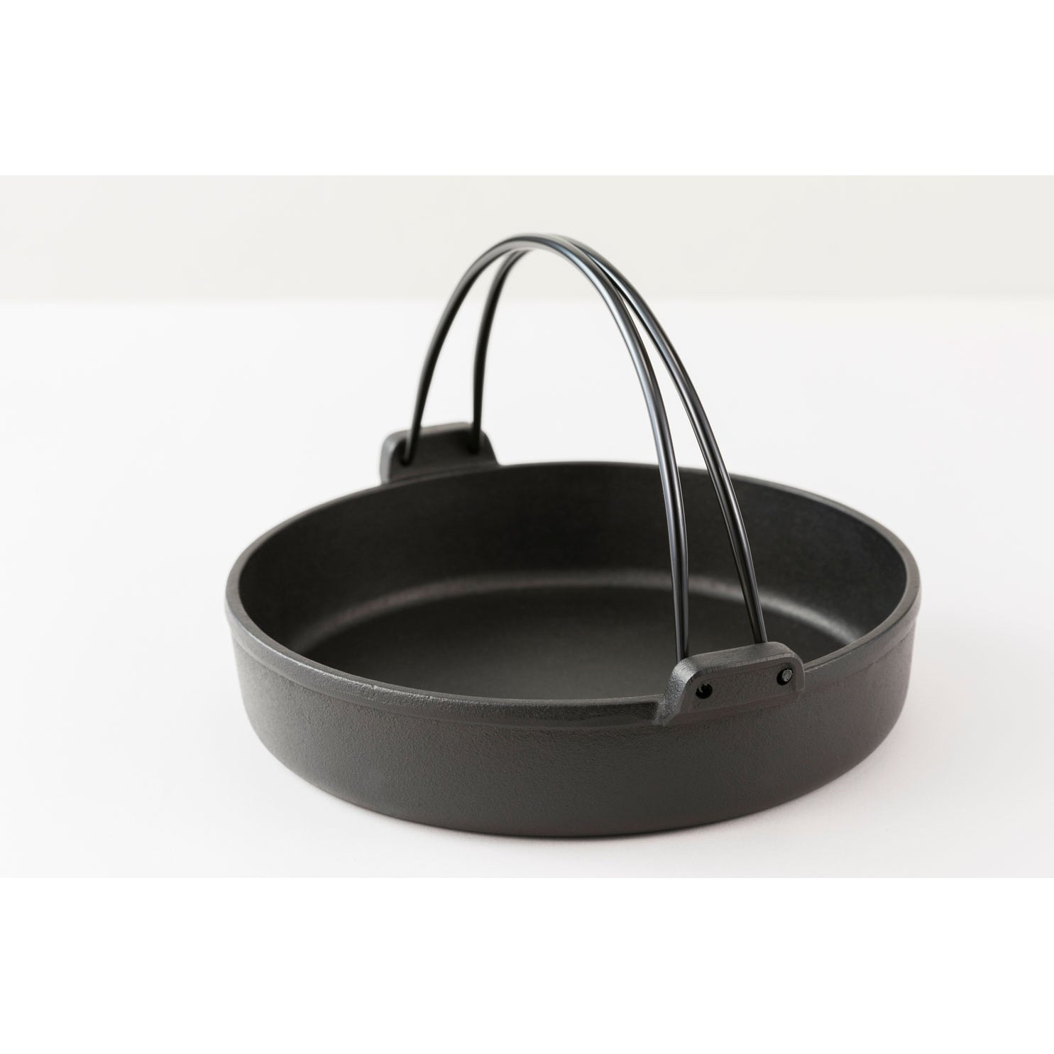 Iwachu Cast Iron Sukiyaki Pot