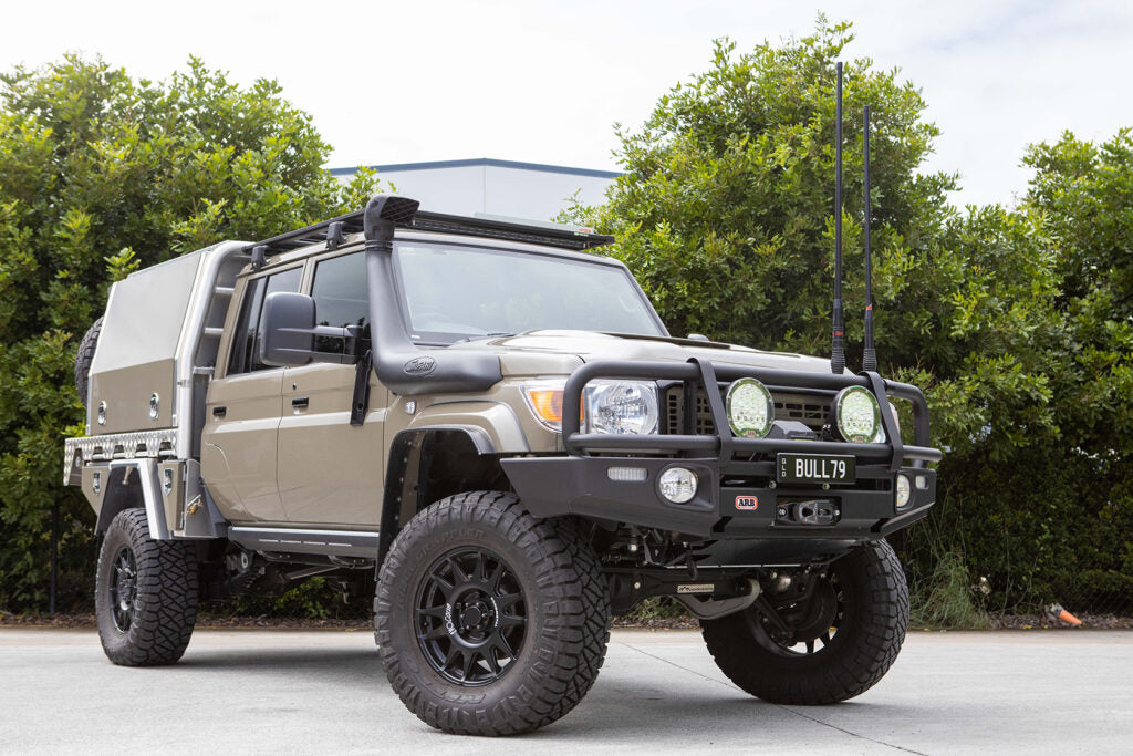 Toyota Land Cruiser 75, 76, 78 Troopy & 79 Series 17 x 8.5" ET-12 Evo Corse Dakar Super Zero Alloy Wheels