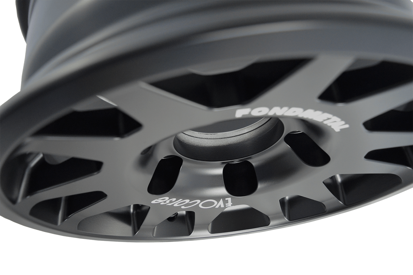 Land Cruiser 60 & 80 series, vintage Hilux, FJ Cruiser 16 x 7" ET-10