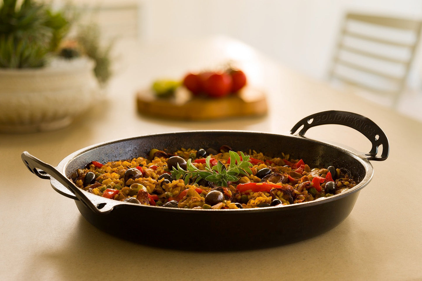 35cm Seasoned Iron BIGGA Skillet quenched for non-slip surface, durable nonstick pans, made in australia, great for camping over the fire cooking outdoors or at home. paella by solid teknics