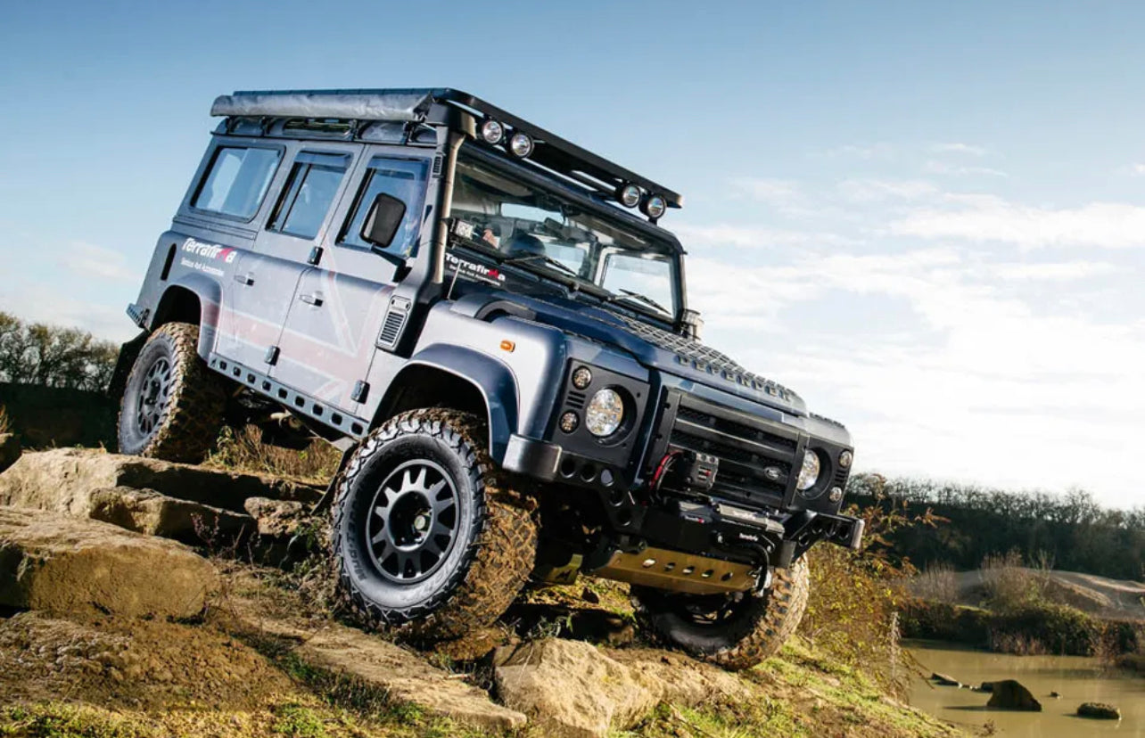 Land Rover Defender & Range Rover 16 x 7" ET0 Evo Corse Dakar Zero