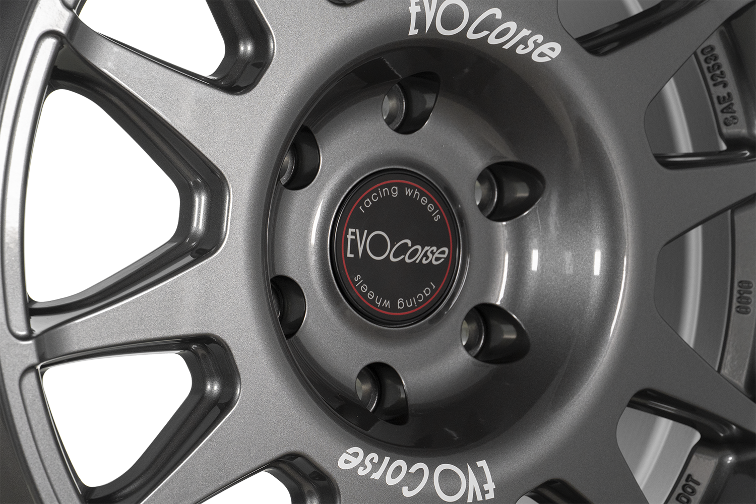 Evo Corse wheel for toyota land cruiser 300 series and Prado 250. the 4x4 off road alloy wheel with the highest high load rating for overlanding, rally, 4wd expedition and GVM upgrades in australia. LC250 lc300 wheels, 300 series wheels, 300 series landcruiser wheels, what is the best offset for prado 250 or land cruiser 300 wheels? This 18x8.5 ET47 ET40 ET38 ET25 ET20. close view matt anthracite of centre cap