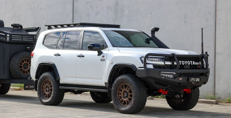 Evo Corse wheel for toyota land cruiser 300 series and Prado 250. the 4x4 off road alloy wheel with the highest high load rating for overlanding, rally, 4wd expedition and GVM upgrades in australia. LC250 lc300 wheels, 300 series wheels, 300 series landcruiser wheels, what is the best offset for prado 250 or land cruiser 300 wheels? This 18x8.5 ET47 ET40 ET38 ET25 ET20. matt bronze on 300 