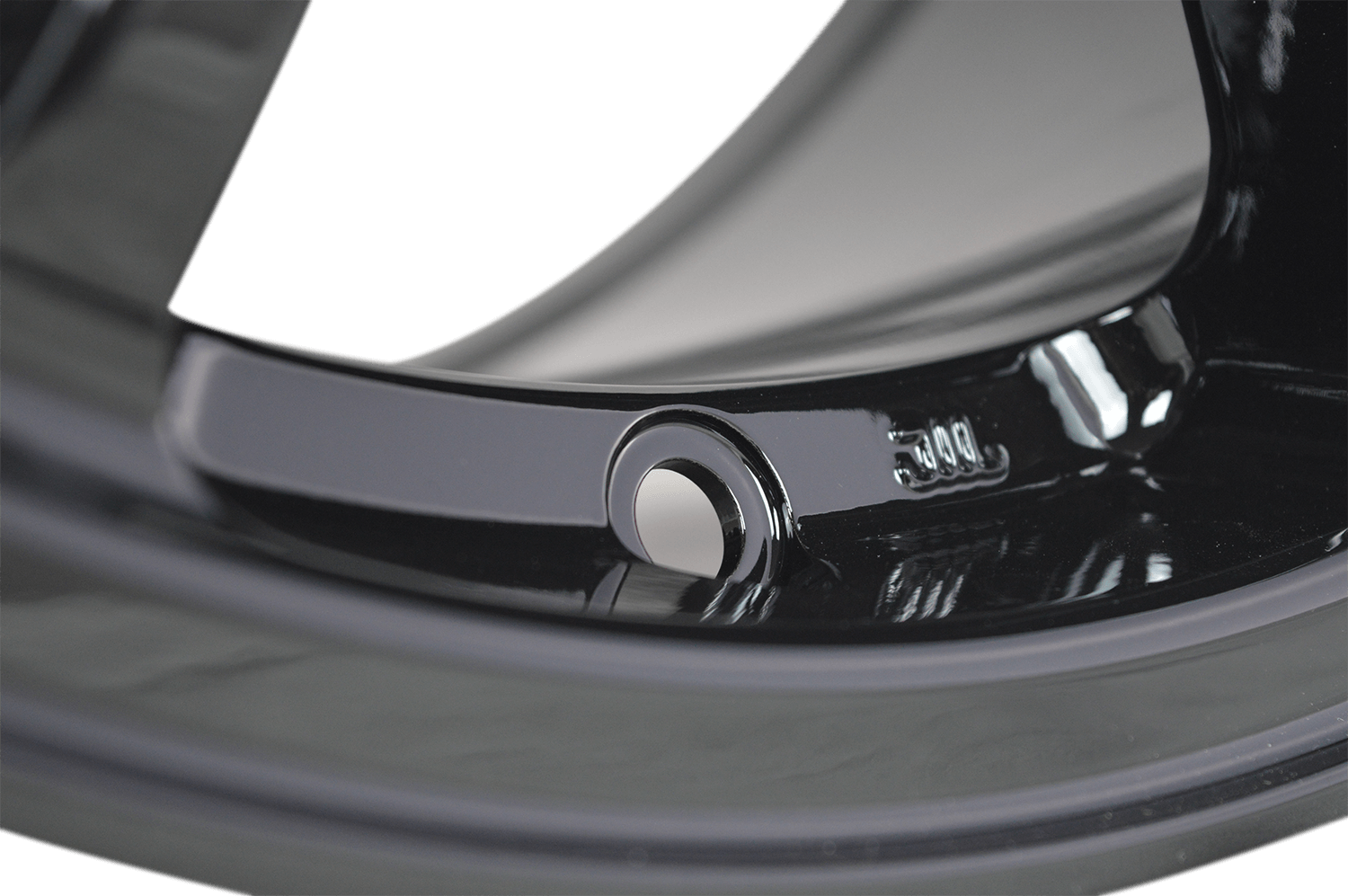Evo Corse dakar wheel close rim view glossy black , for toyota land cruiser 300 series. the 4x4 off road light alloy wheel with the highest high load rating for overlanding, rally, 4wd expedition and off road use in australia